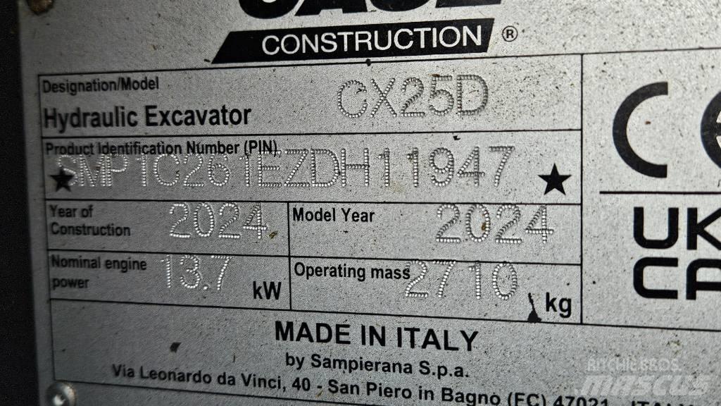 CASE CX25D Mini rýpadla < 7t