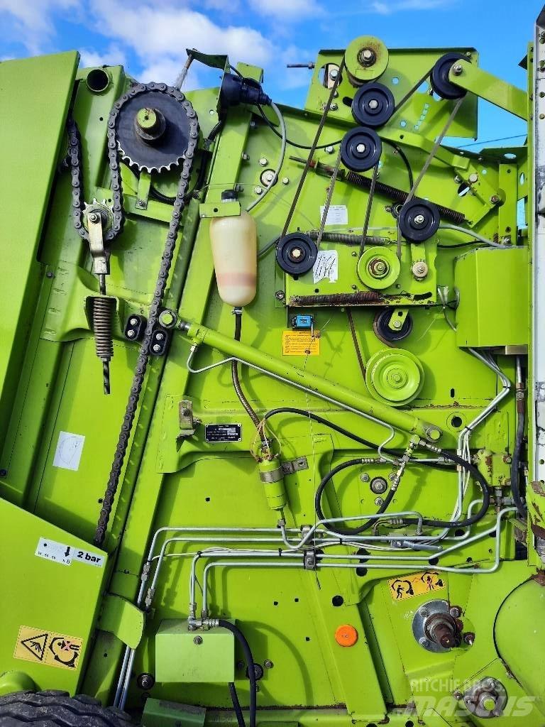 CLAAS Rollant 46 Lis na válcové balíky