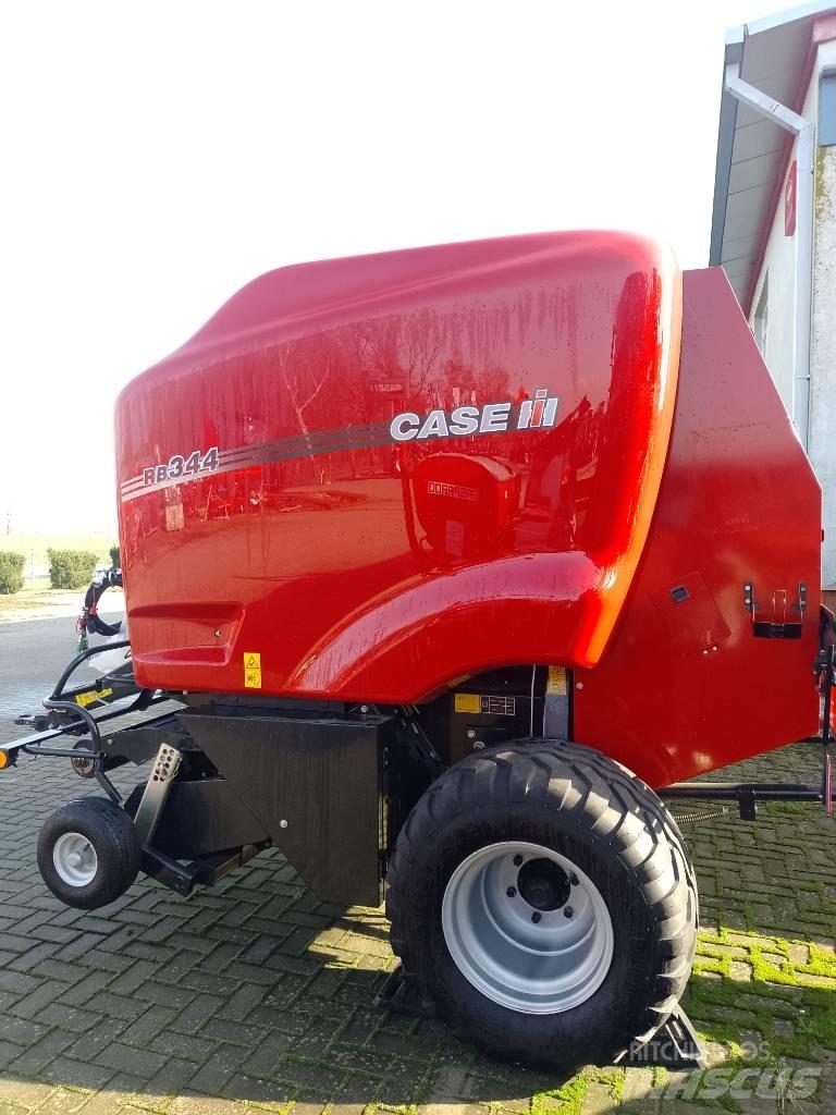 Case IH RB 344 Lis na válcové balíky