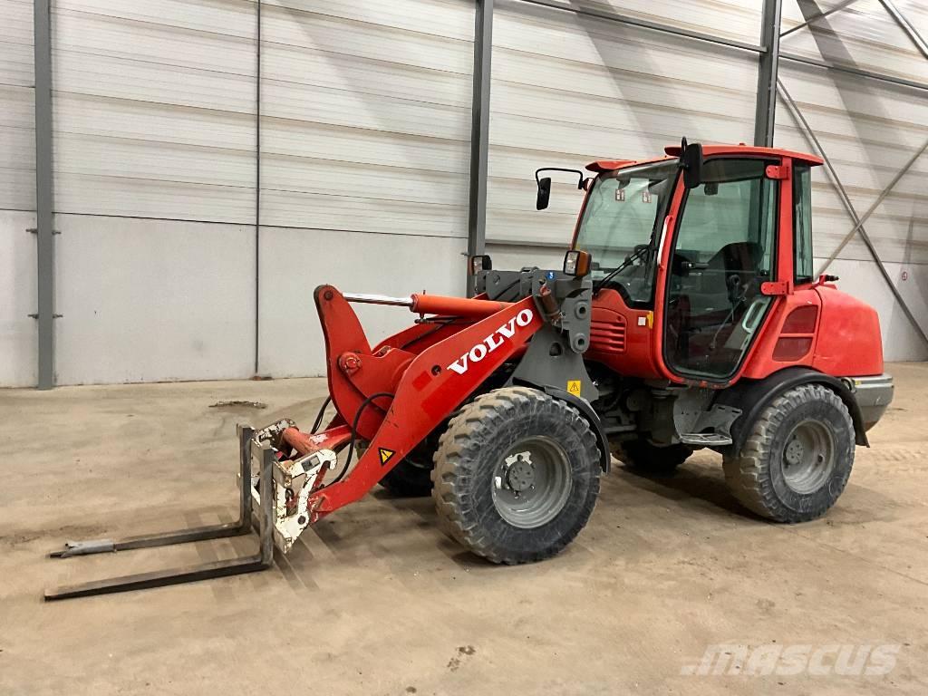 Volvo L 25 F Kolové nakladače