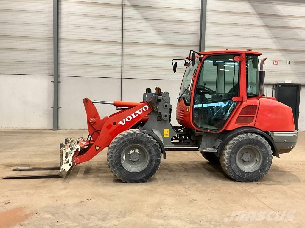 Volvo L 25 F Kolové nakladače