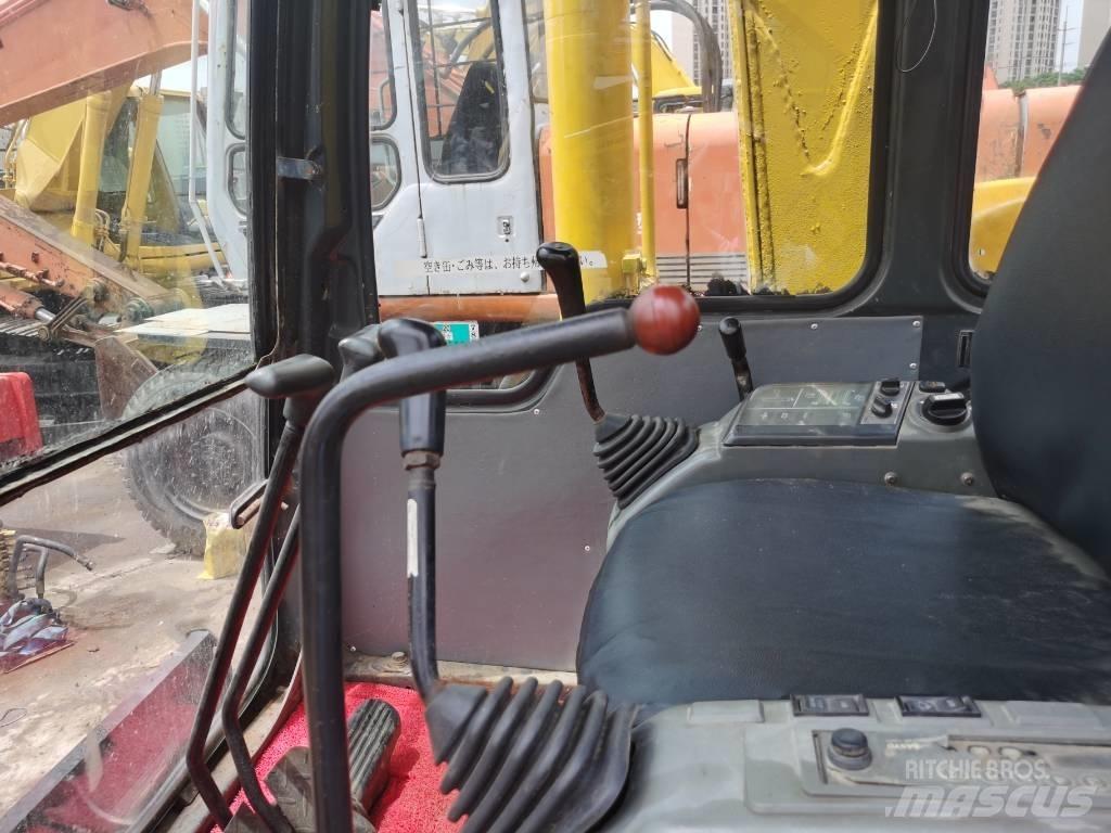 Komatsu PC60-7 Pásová rýpadla