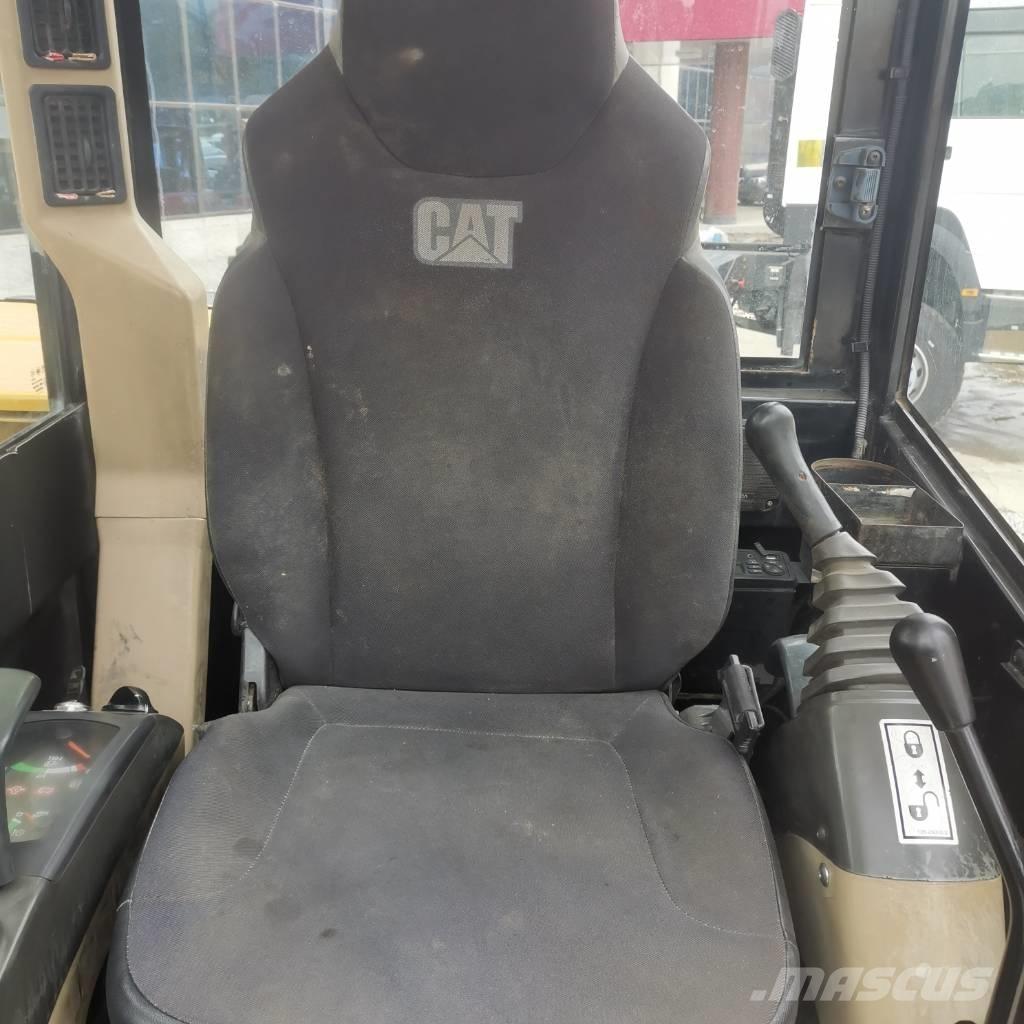 CAT 306 E Mini rýpadla < 7t