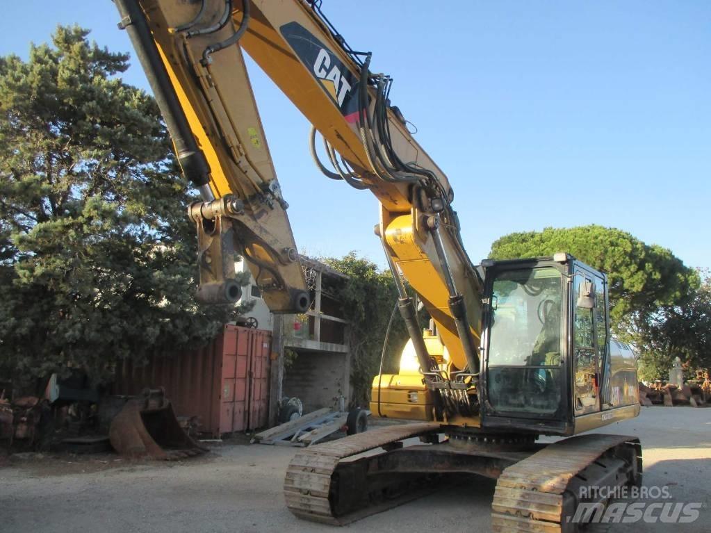 CAT 323 D L Pásová rýpadla