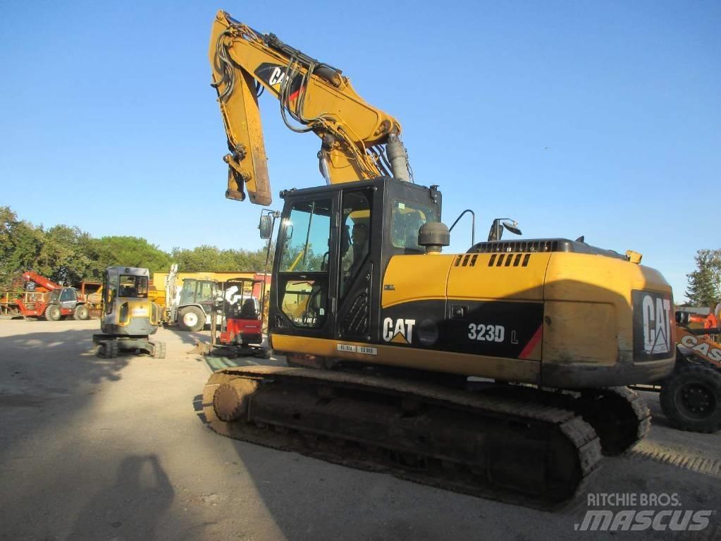 CAT 323 D L Pásová rýpadla