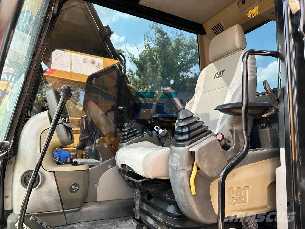 CAT 315 Pásová rýpadla