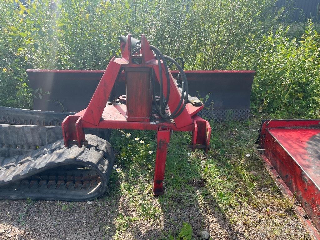 VM 300 JH 2 Tažené radlice