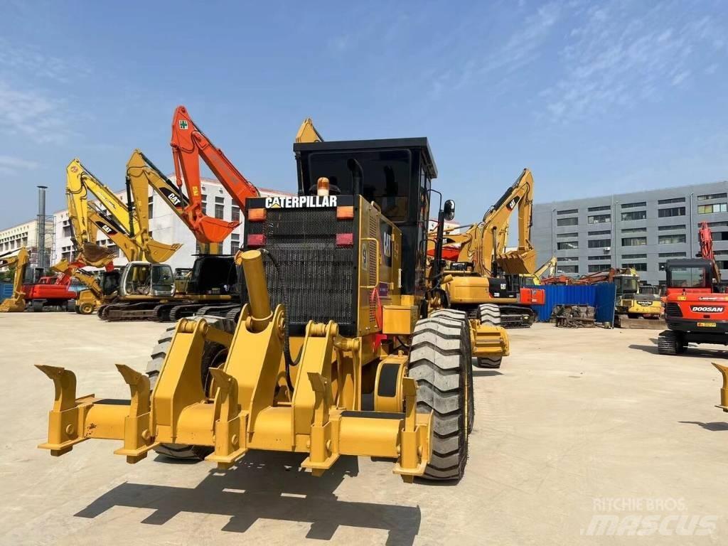 CAT 140 K Grejdry