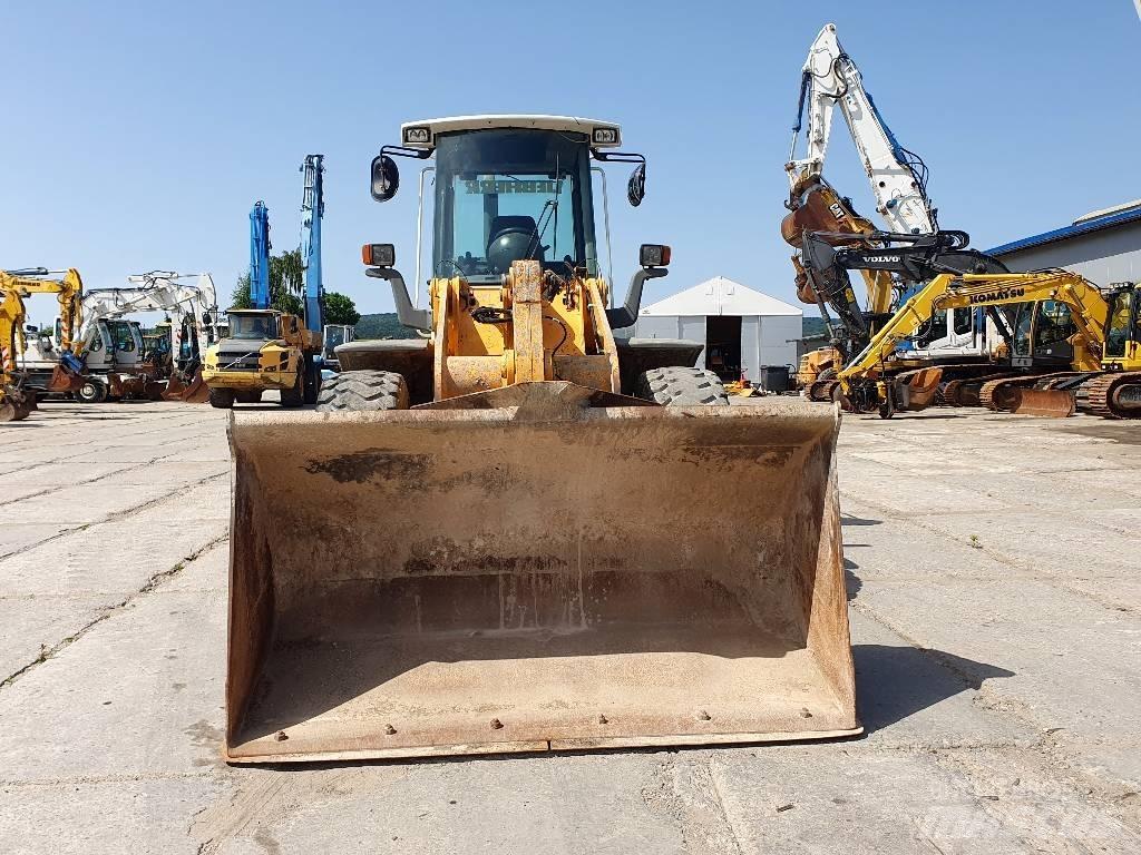 Liebherr L 538 Kolové nakladače