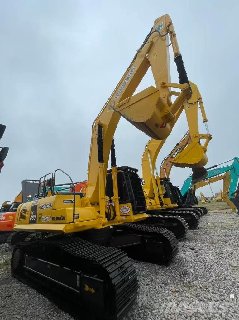 Komatsu 360 Pásová rýpadla
