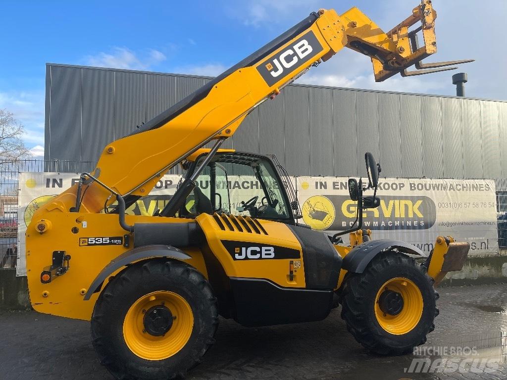 JCB 535-125 Teleskopické manipulátory