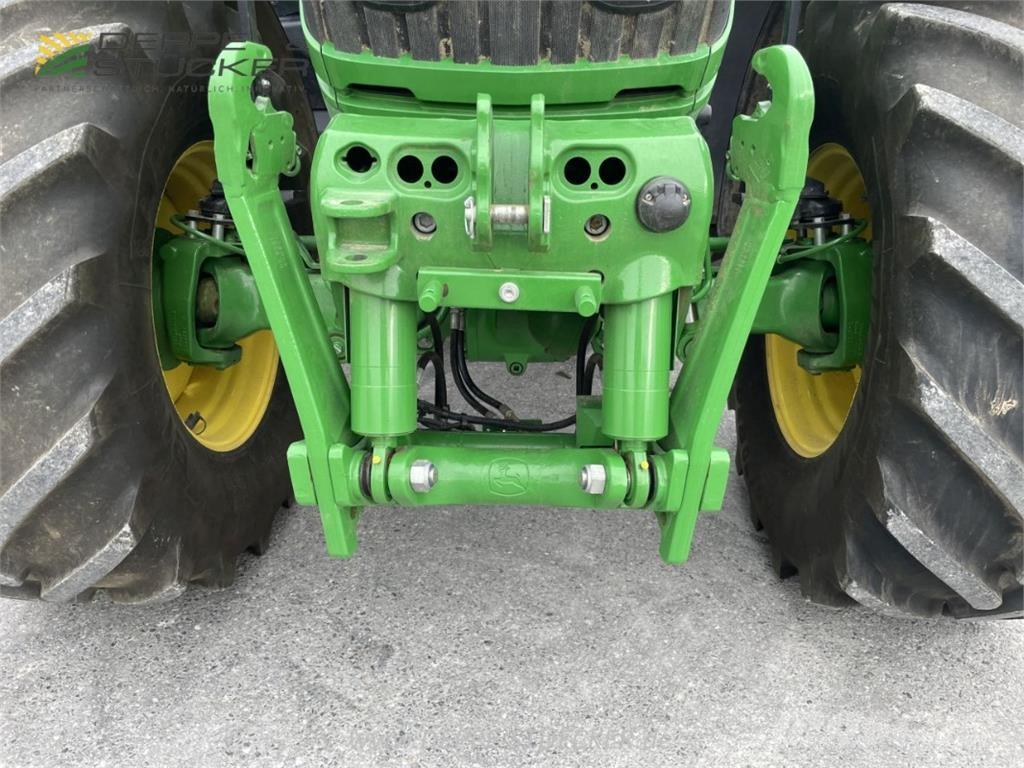 John Deere 6250R Traktory