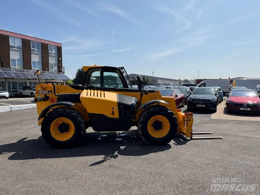 JCB 535-95 Teleskopické manipulátory