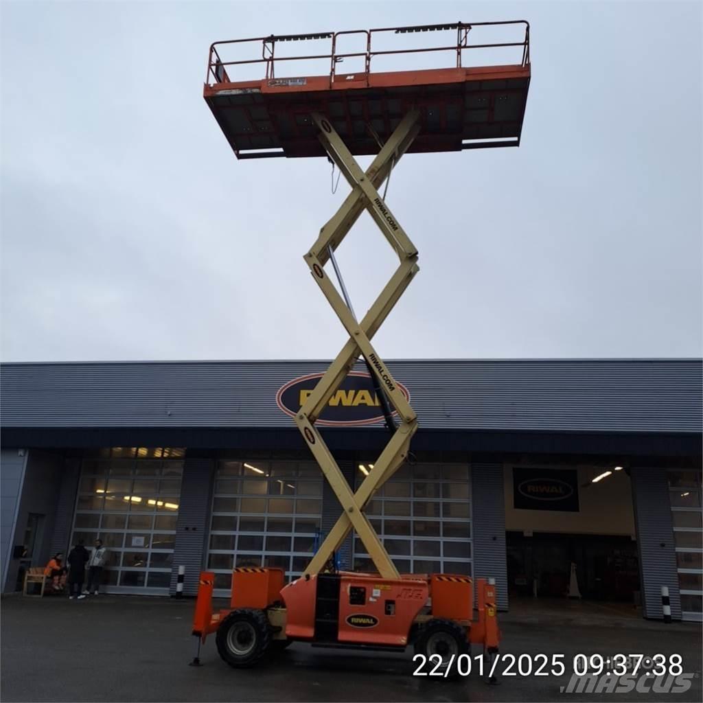 JLG 3394RT Nůžková zvedací plošina