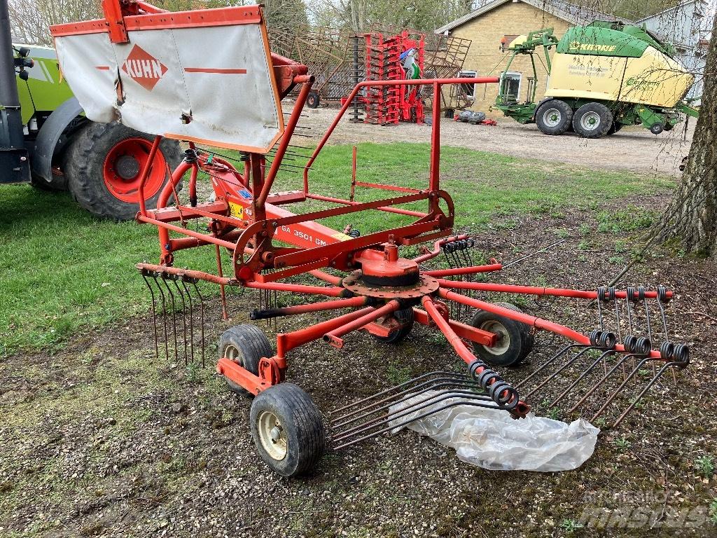 Kuhn GA 3501 G M Obraceče a shrabovače sena