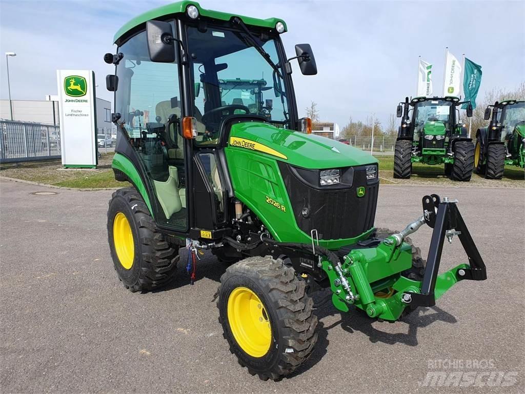 John Deere 2026R Kompaktní traktory