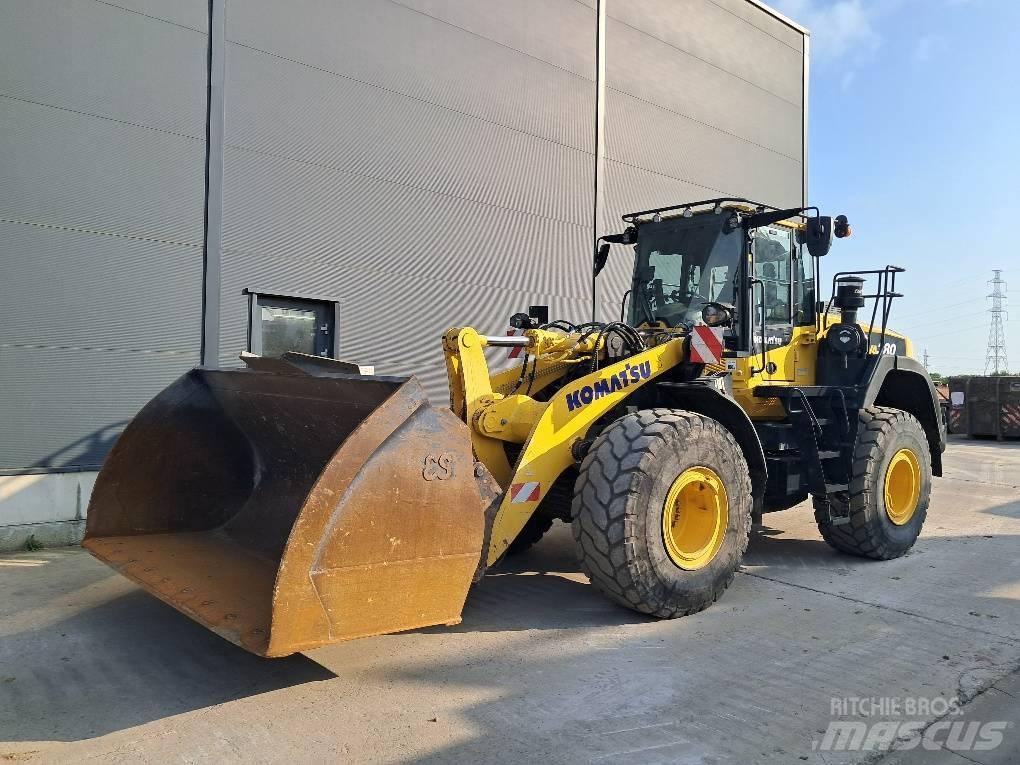 Komatsu WA380-8E0 Kolové nakladače