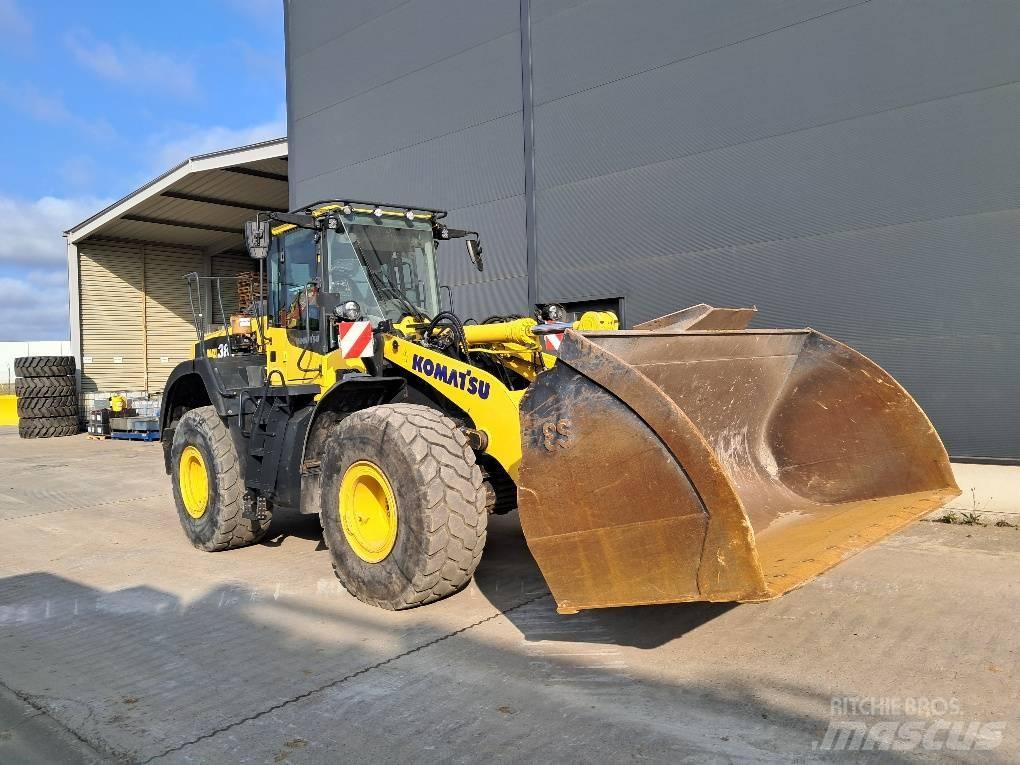 Komatsu WA380-8E0 Kolové nakladače