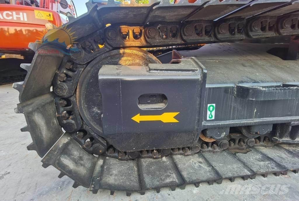 Doosan DX 225 LC Pásová rýpadla