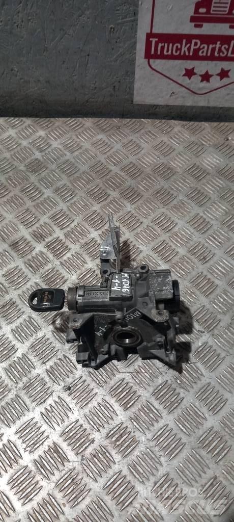 MAN TGX   7360051146 Kabiny a interiér