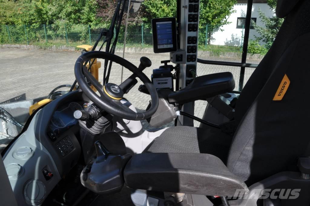 Volvo L90H Long Boom Kolové nakladače