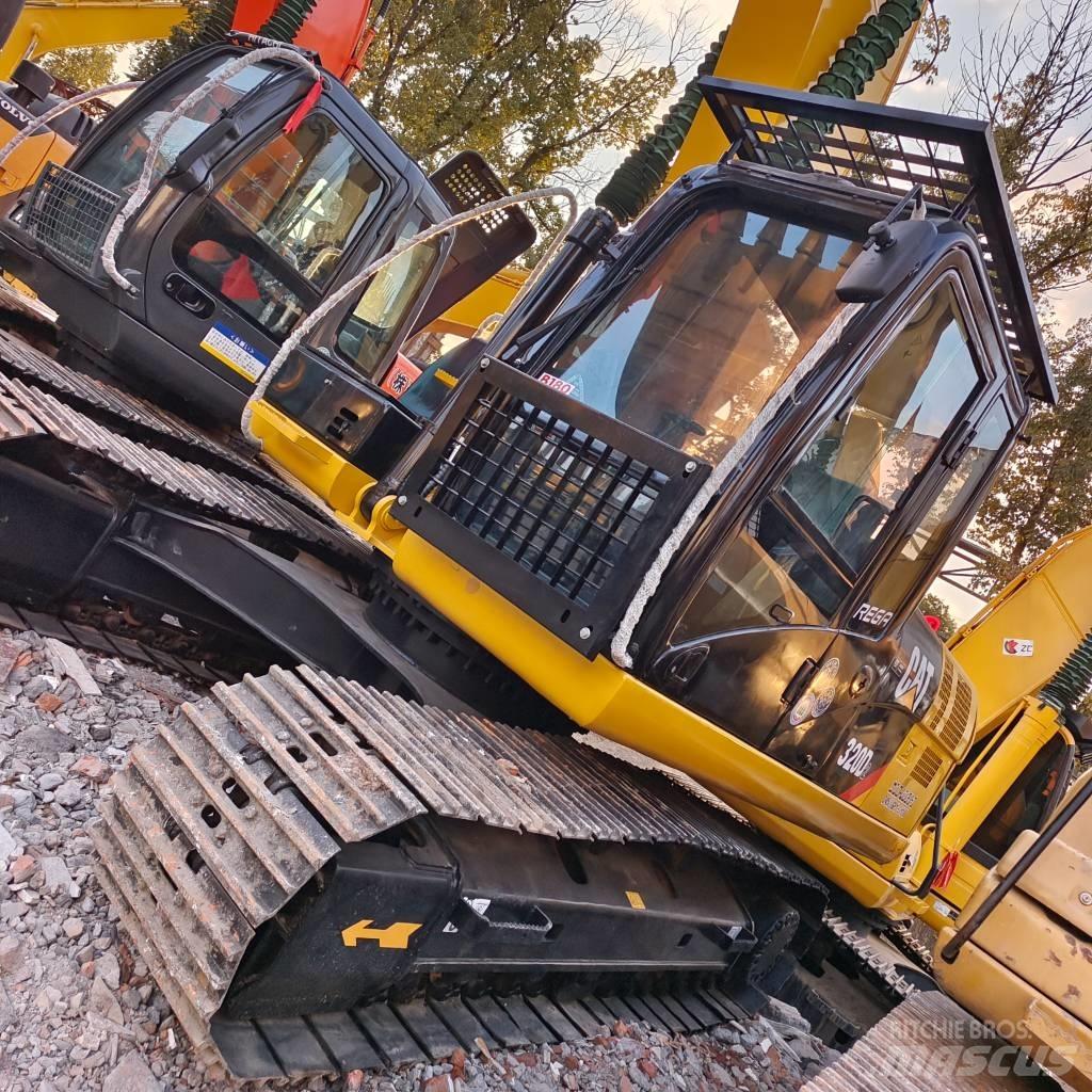 CAT 320 D Pásová rýpadla