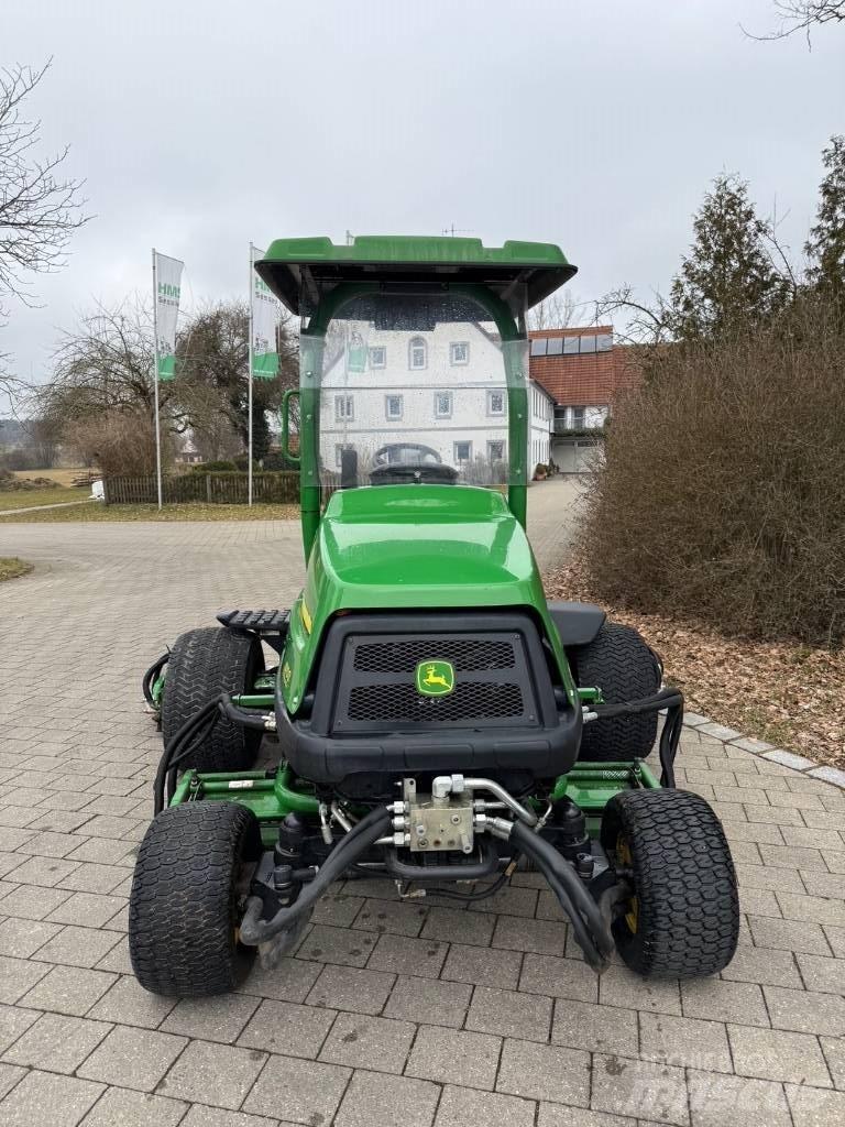 John Deere 8700 A Sekačky fervejí