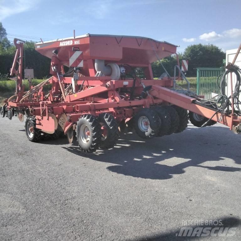 Kverneland MSC 400 Mechanické secí stroje