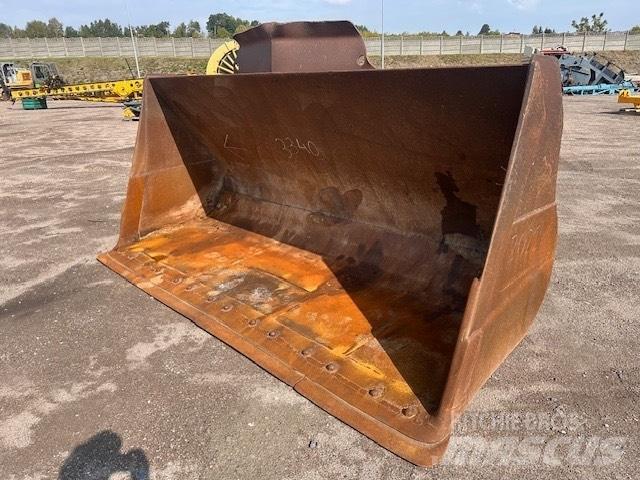 Volvo L 220 E BUCKET Lopaty