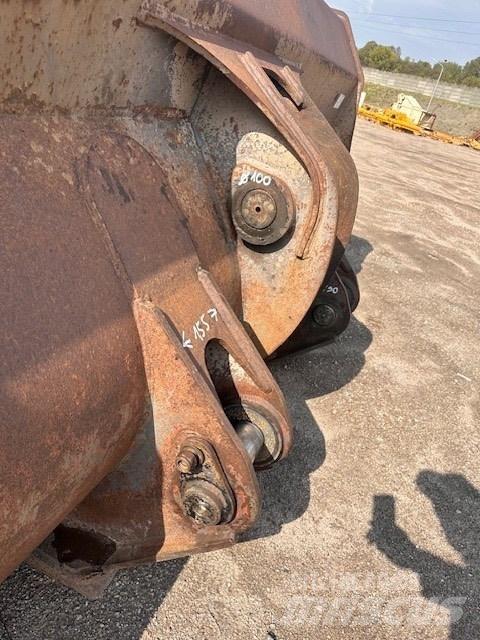 Volvo L 220 E BUCKET Lopaty