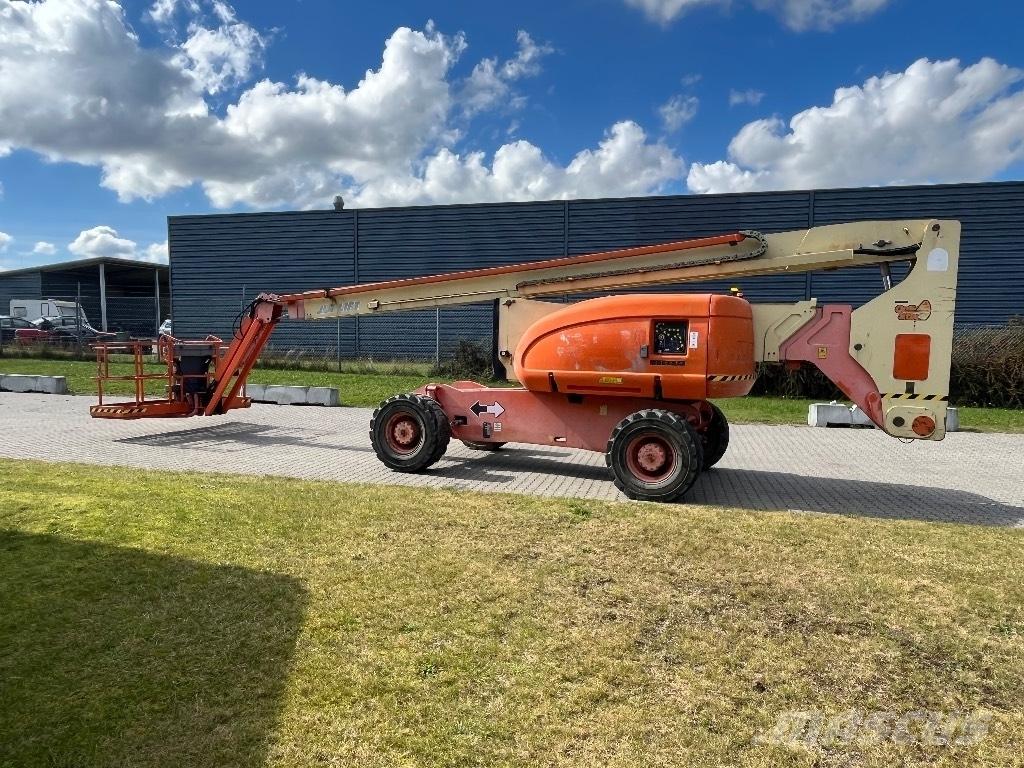 JLG 800 AJ Kloubové plošiny
