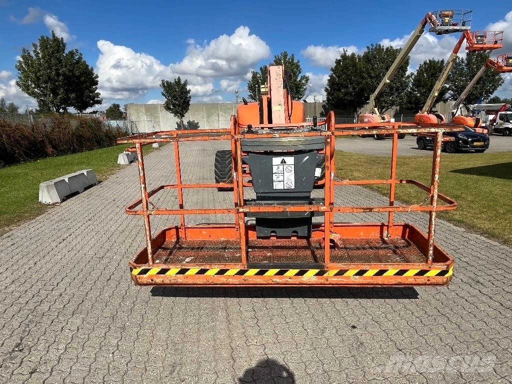 JLG 800 AJ Kloubové plošiny