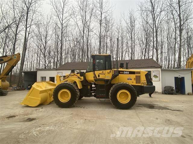 Komatsu WA 380-6 Kolové nakladače