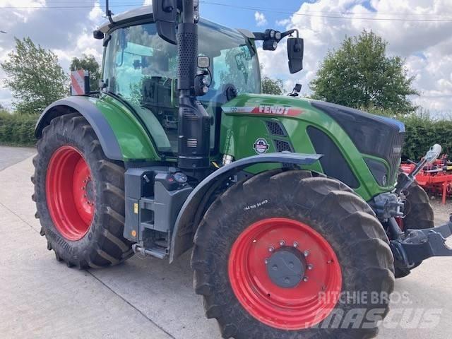 Fendt 720 Vario Traktory