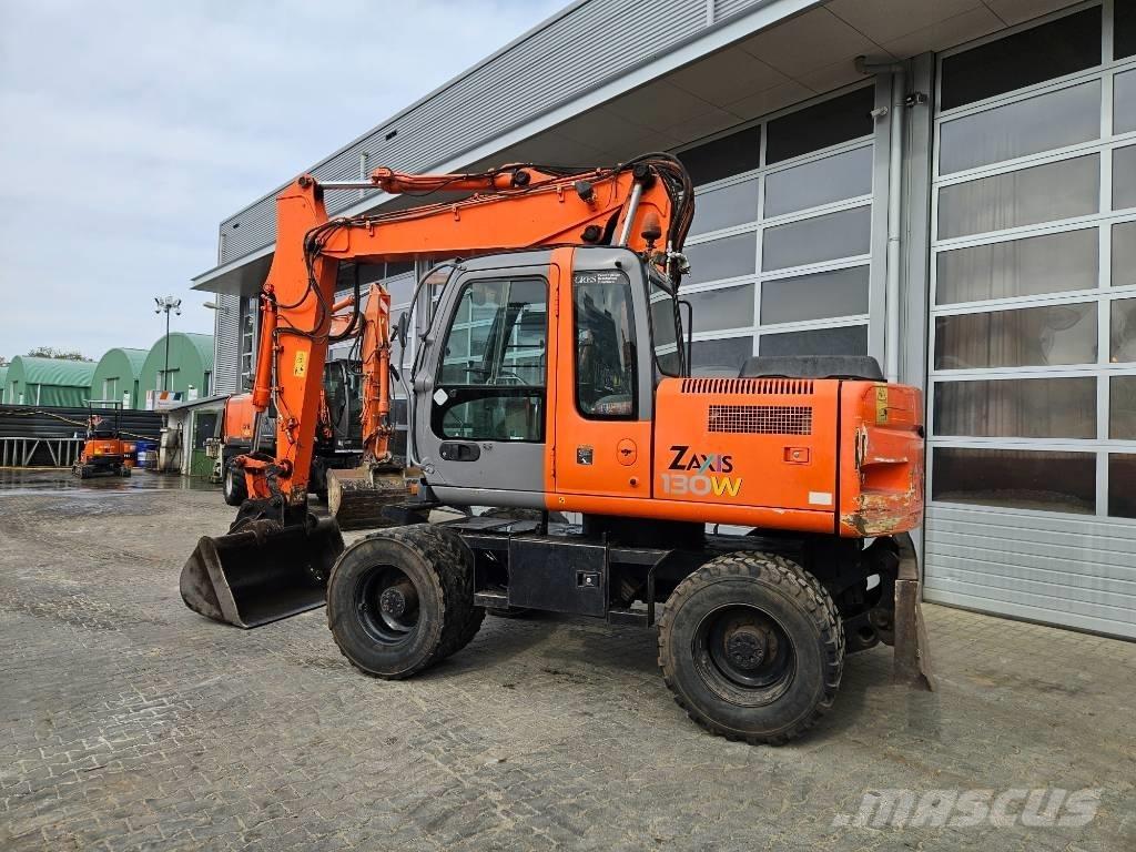 Hitachi ZX130W Kolová rýpadla