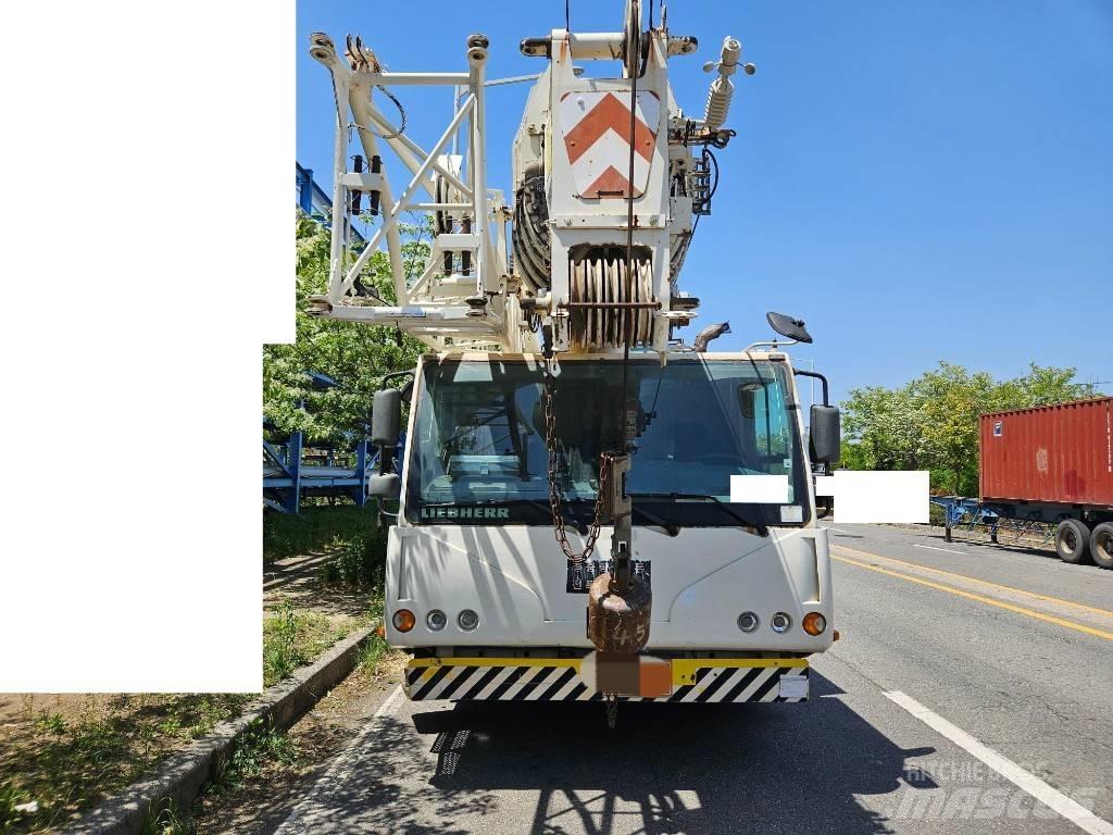 Liebherr LTM 1055 Univerzální terénní jeřáby
