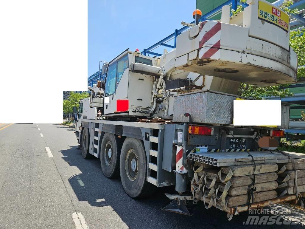 Liebherr LTM 1055 Univerzální terénní jeřáby