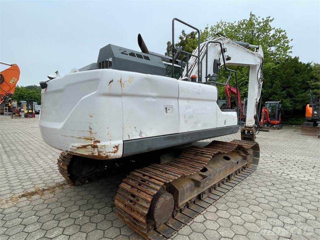 Doosan DX225LC-5 Pásová rýpadla