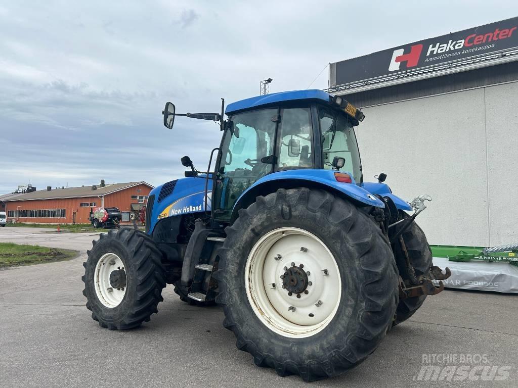 New Holland TG 230 Traktory