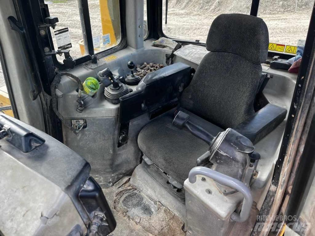 CAT D 6 T LGP Pásové dozery