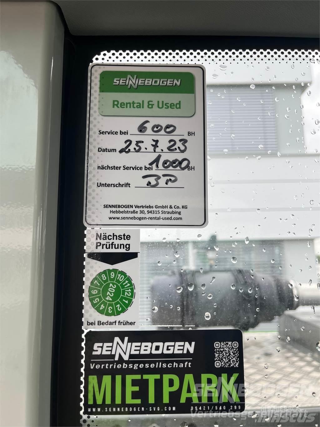 Sennebogen 613 M Univerzální terénní jeřáby