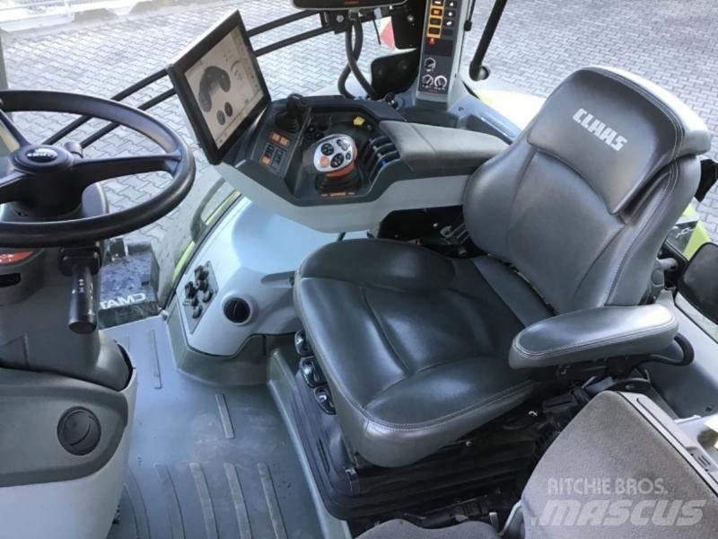 CLAAS AXION 960 Traktory