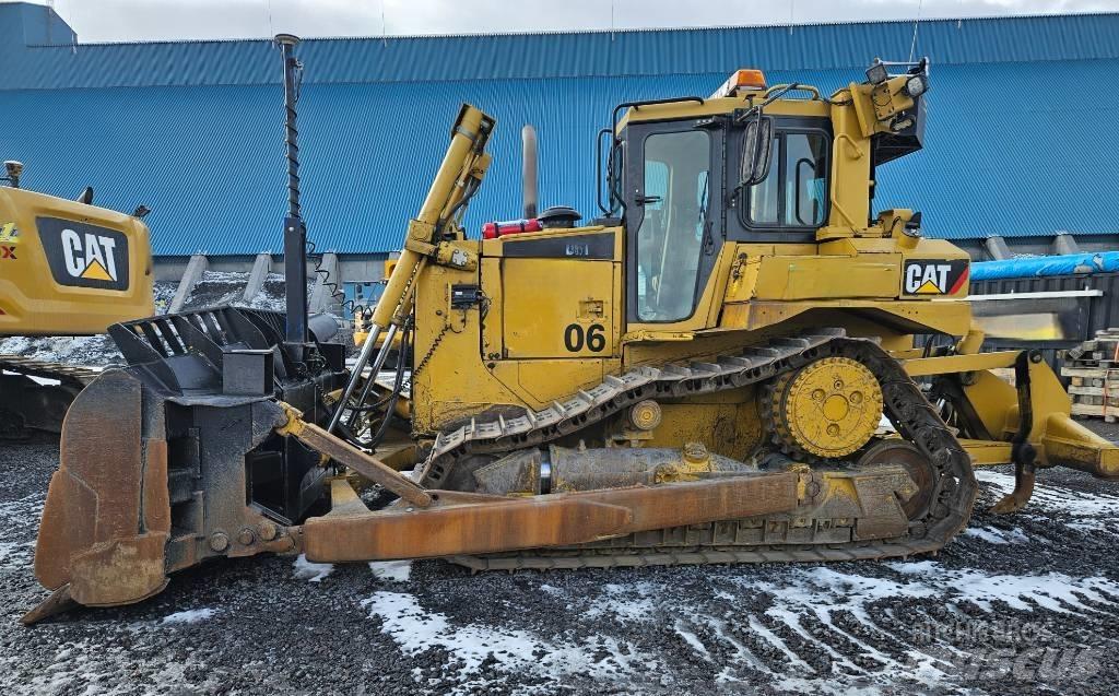 CAT D 6 T XL Pásové dozery