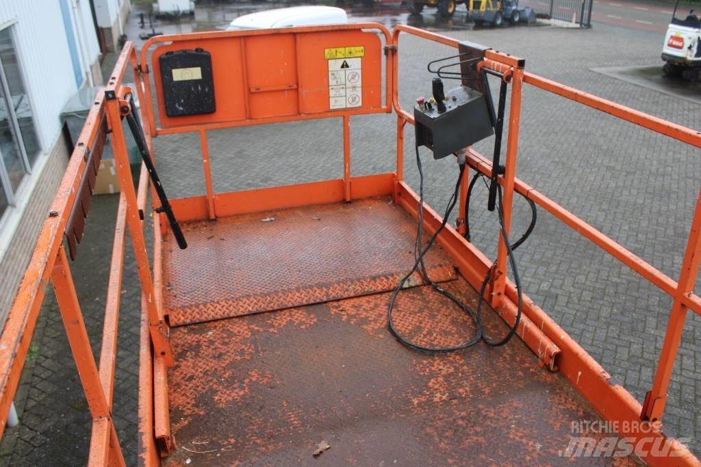 JLG M 3369 Nůžková zvedací plošina