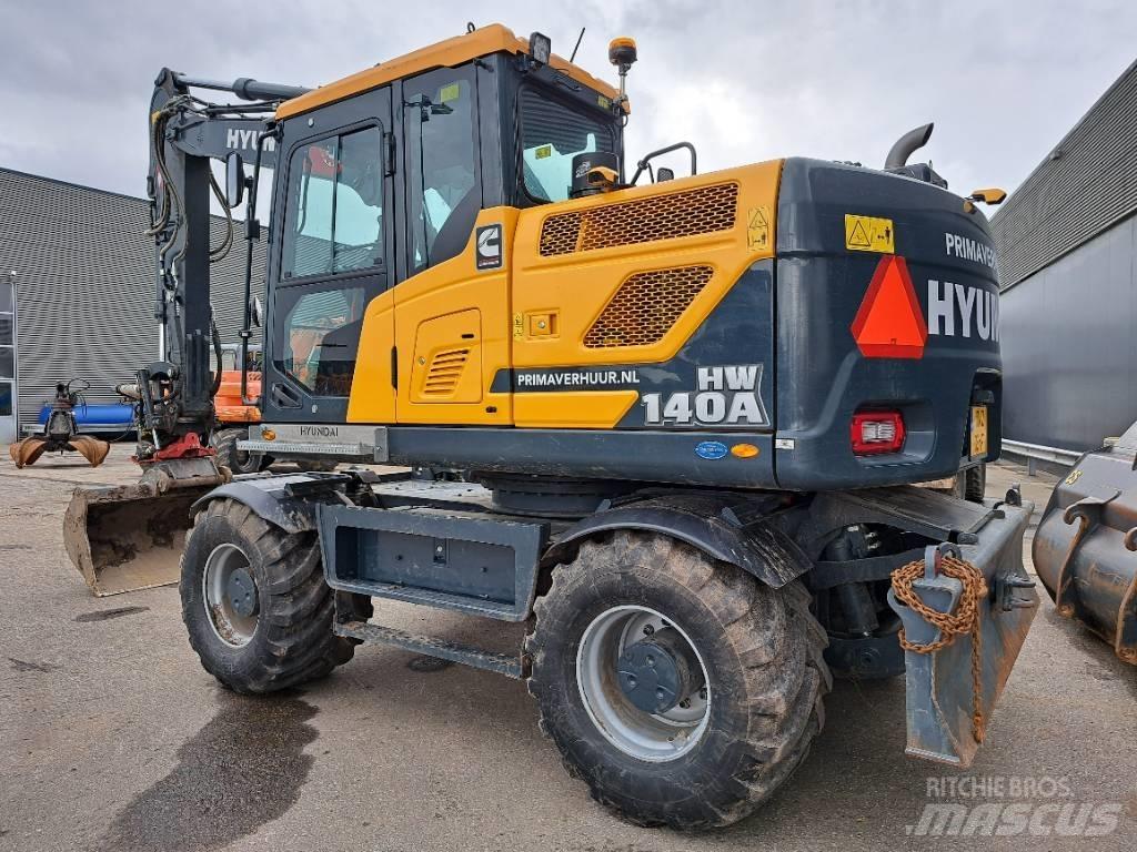 Hyundai HW140A Kolová rýpadla