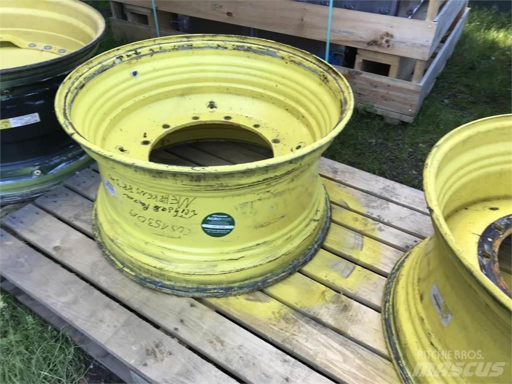 John Deere 18x34 Pneumatiky, kola a ráfky
