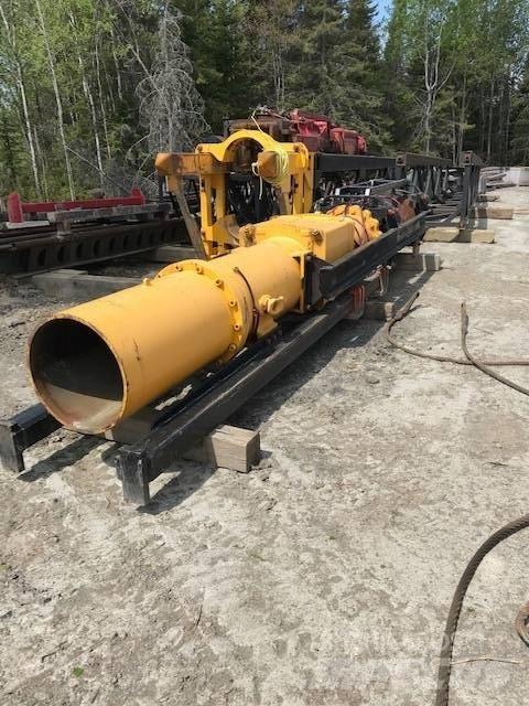  Pileco D 46-32 Hydraulická beranidla na zatloukání pilotů
