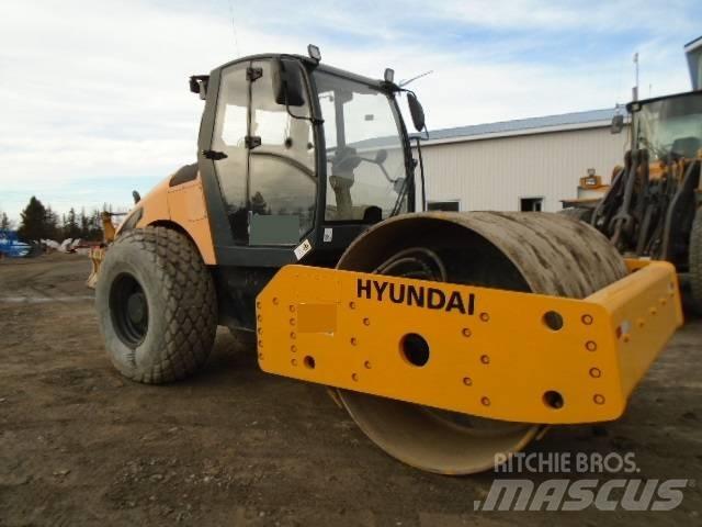 Hyundai HR 120 C-9 Tahačové válce