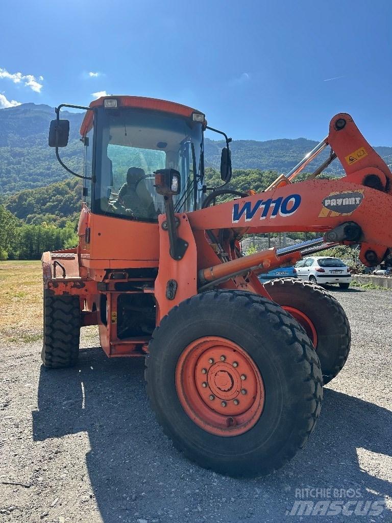 Fiat-Kobelco W 110 Kolové nakladače