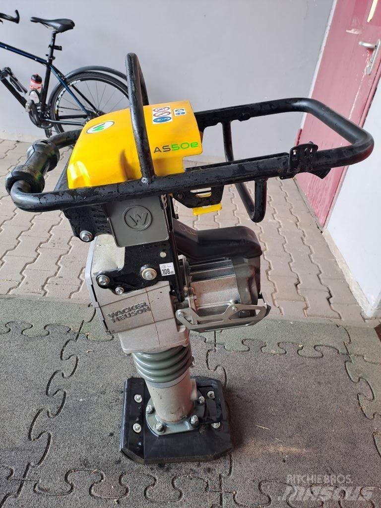 Wacker Neuson AS50e Vibrační pěchy